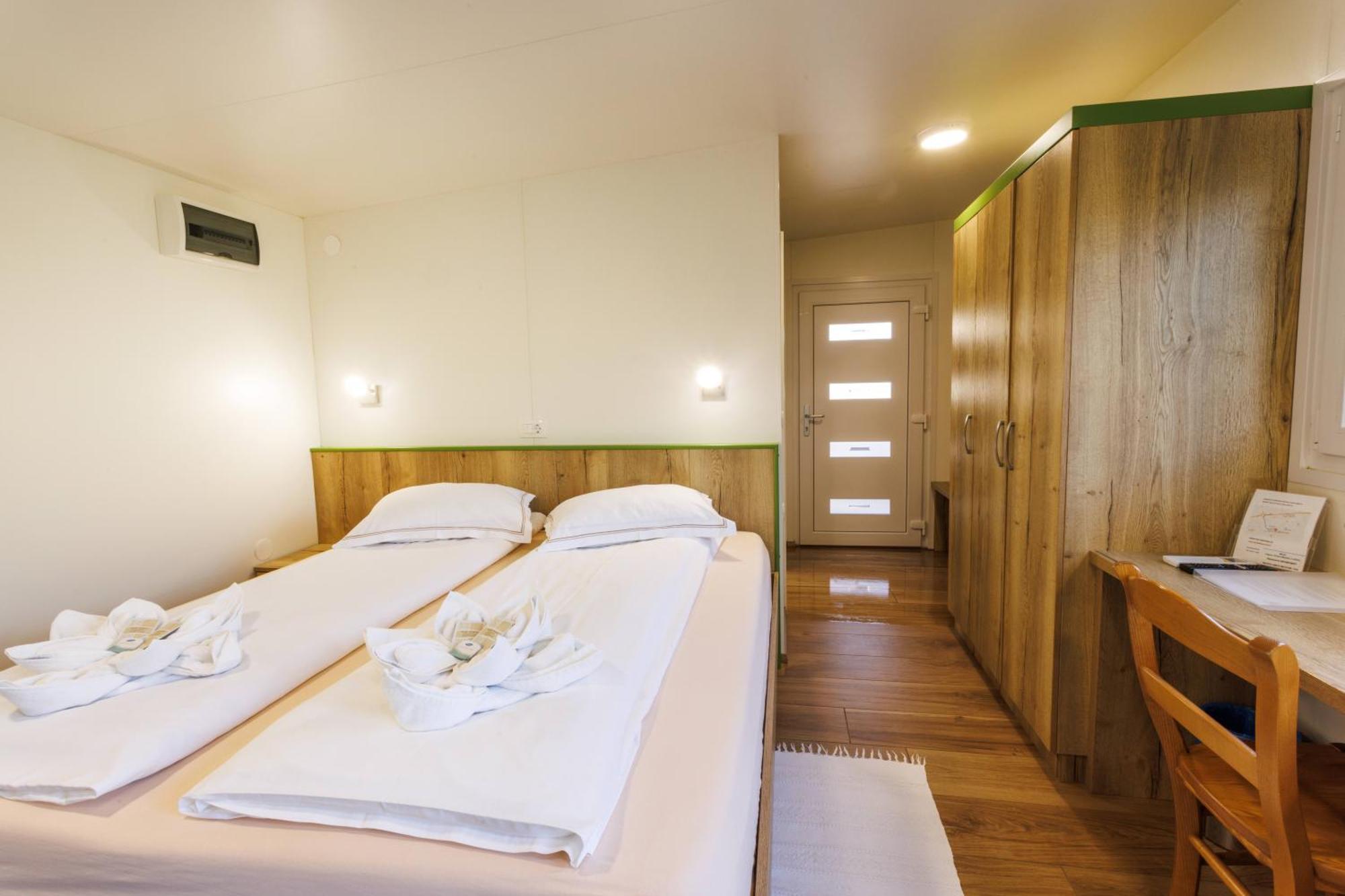 Mobile House Vegov Hram Hotel Dol pri Ljubljani ภายนอก รูปภาพ