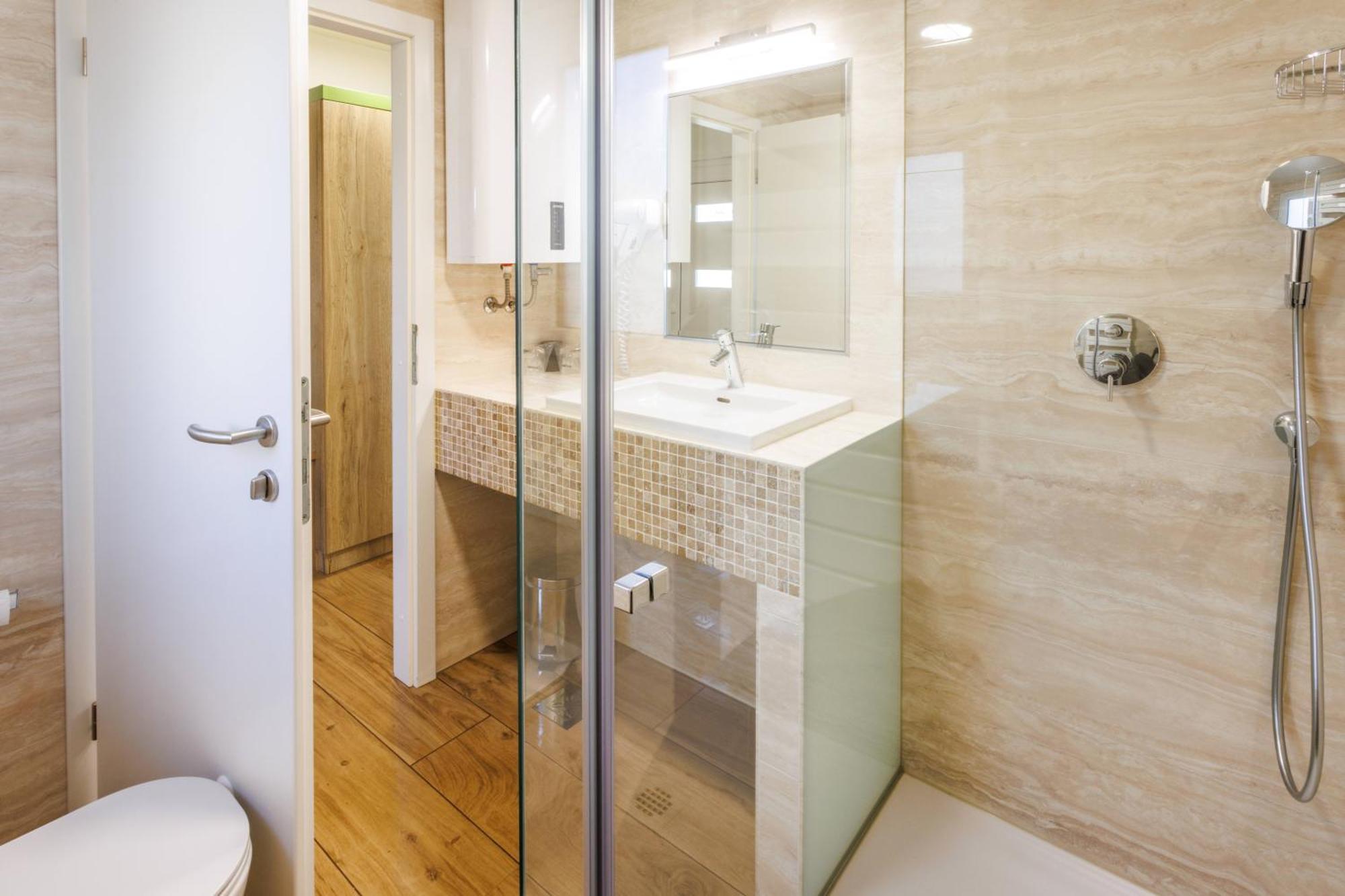 Mobile House Vegov Hram Hotel Dol pri Ljubljani ภายนอก รูปภาพ